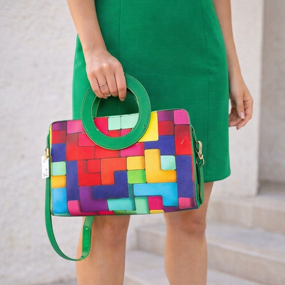fast fashion Handbags - NWT Colorful Geometric Print Top Handle Circle Handle Detachable Strap Bag